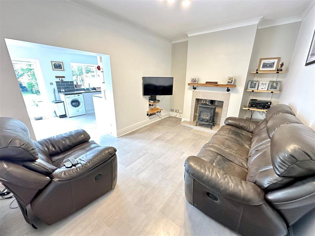 Living Room.jpg