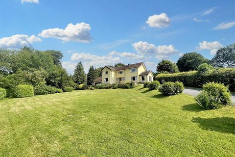 4 bedroom detached house for sale, Capel Dewi Road, Capel Dewi, Carmarthen