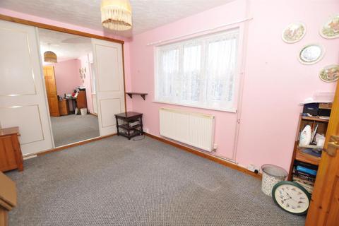 3 bedroom detached bungalow for sale, St. Clears, Carmarthen