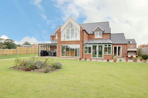 4 bedroom detached house for sale, Roman Way, Louth LN11