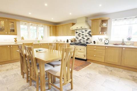 4 bedroom detached house for sale, Roman Way, Louth LN11