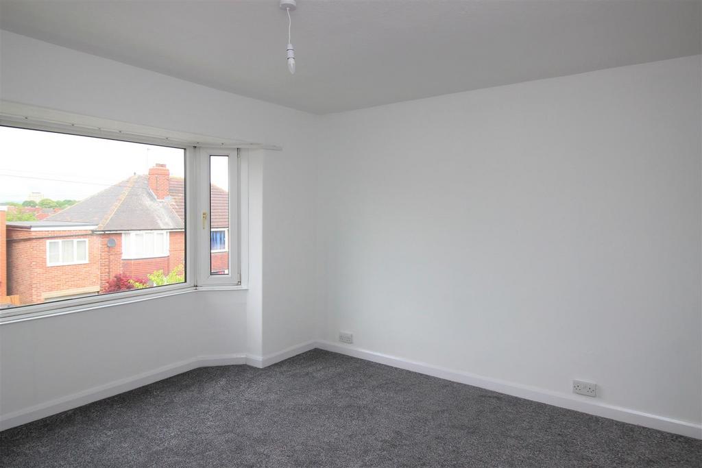 Byron Drive, Rotherham 2 bed semidetached house £750 pcm (£173 pw)