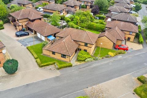 5 bedroom detached house for sale, Gatcombe, Milton Keynes MK8