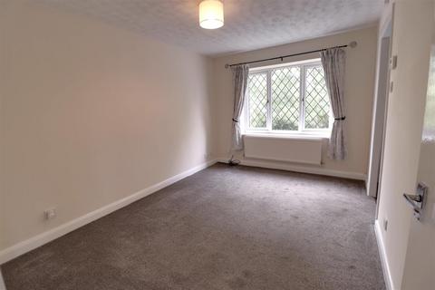 2 bedroom apartment for sale, Firbeck Gardens, Crewe