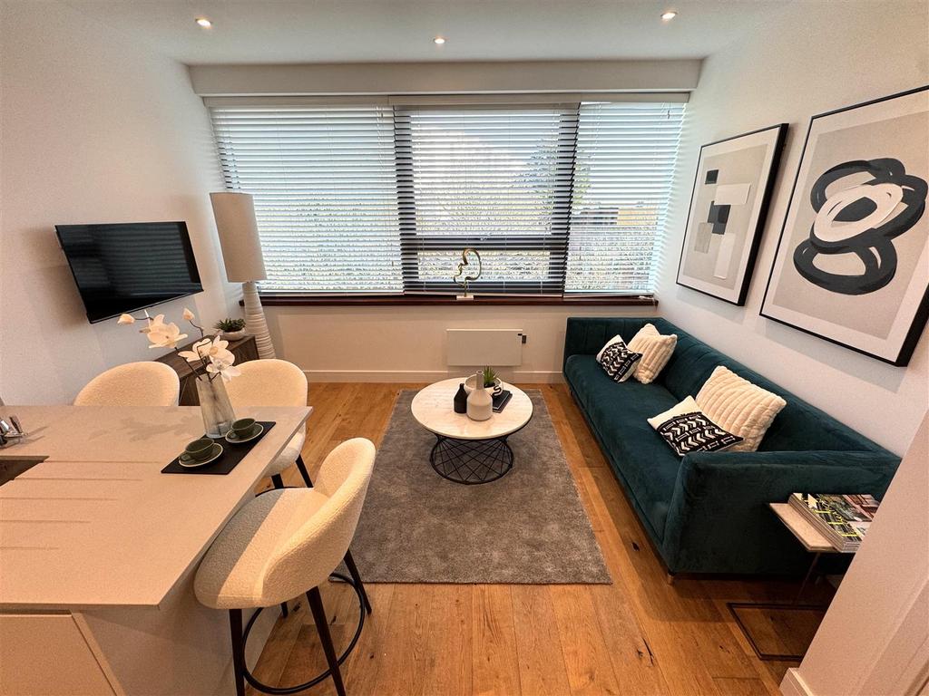 Living room pic 2.jpeg