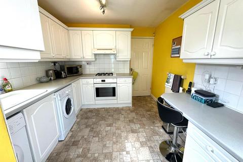 2 bedroom semi-detached bungalow for sale, Springclough Drive, Oldham