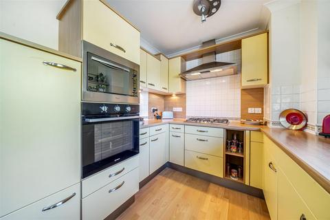 2 bedroom apartment for sale, The Plains, Totnes