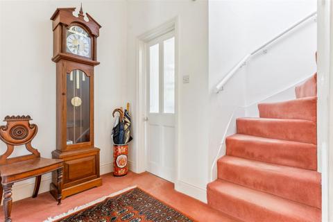 4 bedroom semi-detached house for sale, Manor Street, Berkhamsted