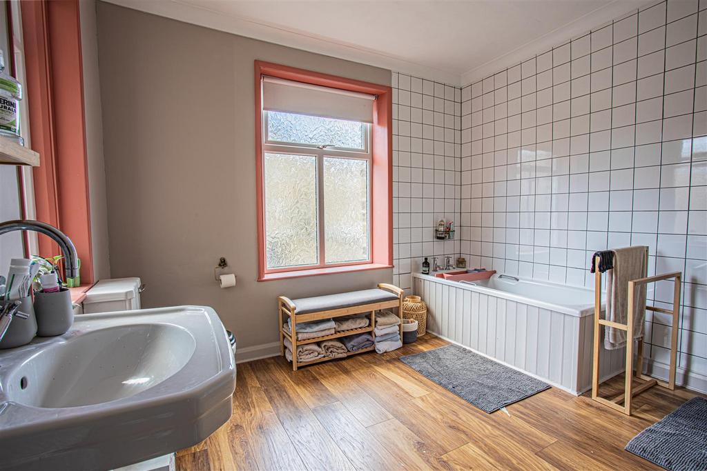 Wainhouse - 8 Heathfield place, HX3 0 BX-18.jpg