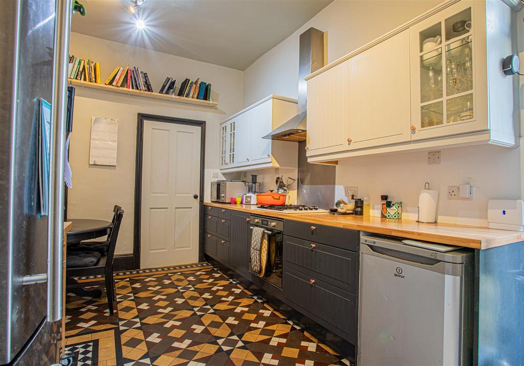 Wainhouse - 8 Heathfield place, HX3 0 BX-7.jpg