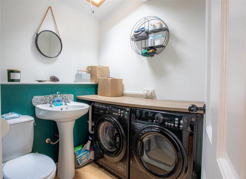 Wainhouse - 8 Heathfield place, HX3 0 BX-4.jpg