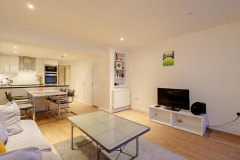 2 bedroom apartment for sale, Greenwich South Street, London, SE10