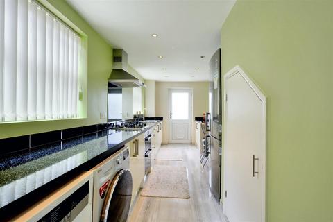 3 bedroom semi-detached house for sale, Melksham Road, Nottingham