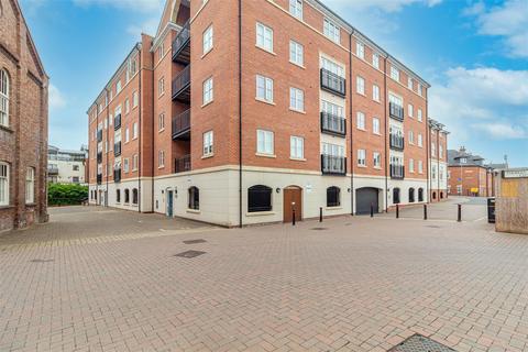 Worcester - 2 bedroom apartment for sale