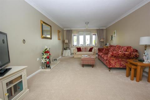 4 bedroom detached house for sale, Windermere Drive, Higham Ferrers NN10