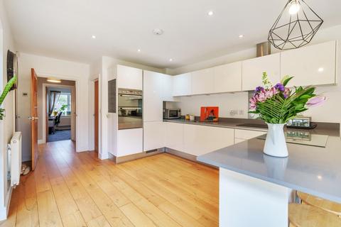 4 bedroom detached house for sale, Woodford Green, Woodford, Berkeley