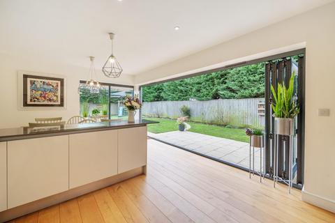 4 bedroom detached house for sale, Woodford Green, Woodford, Berkeley