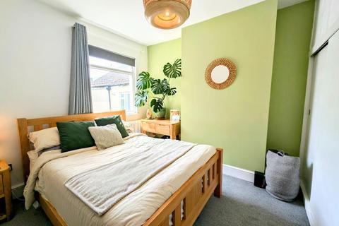 2 bedroom flat for sale, Fishponds Road, Fishponds