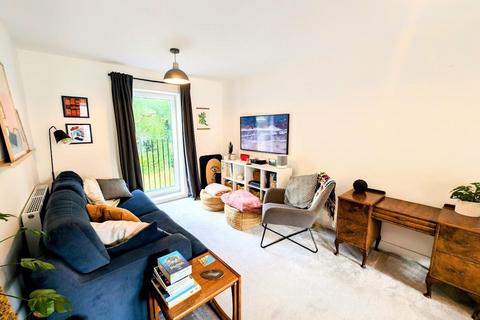 3 bedroom end of terrace house for sale, The Berries, Fishponds, Bristol