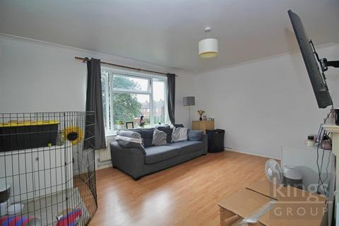 2 bedroom flat for sale, Downfield Road, Cheshunt, Waltham Cross