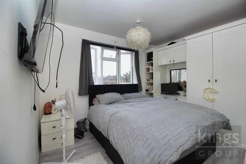 2 bedroom flat for sale, Downfield Road, Cheshunt, Waltham Cross