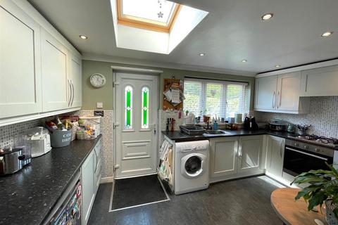 3 bedroom terraced house for sale, Wigan Road, Westhoughton, Bolton