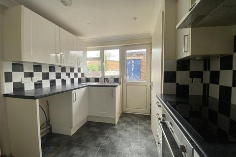5 Cedar Close, Aldershot, GU12 4BD