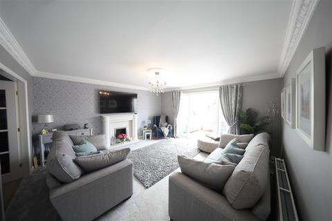 4 bedroom detached house for sale, Haymer Drive, Hedon, Hull