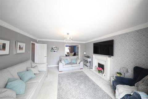 4 bedroom detached house for sale, Haymer Drive, Hedon, Hull