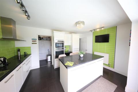 4 bedroom detached house for sale, Haymer Drive, Hedon, Hull