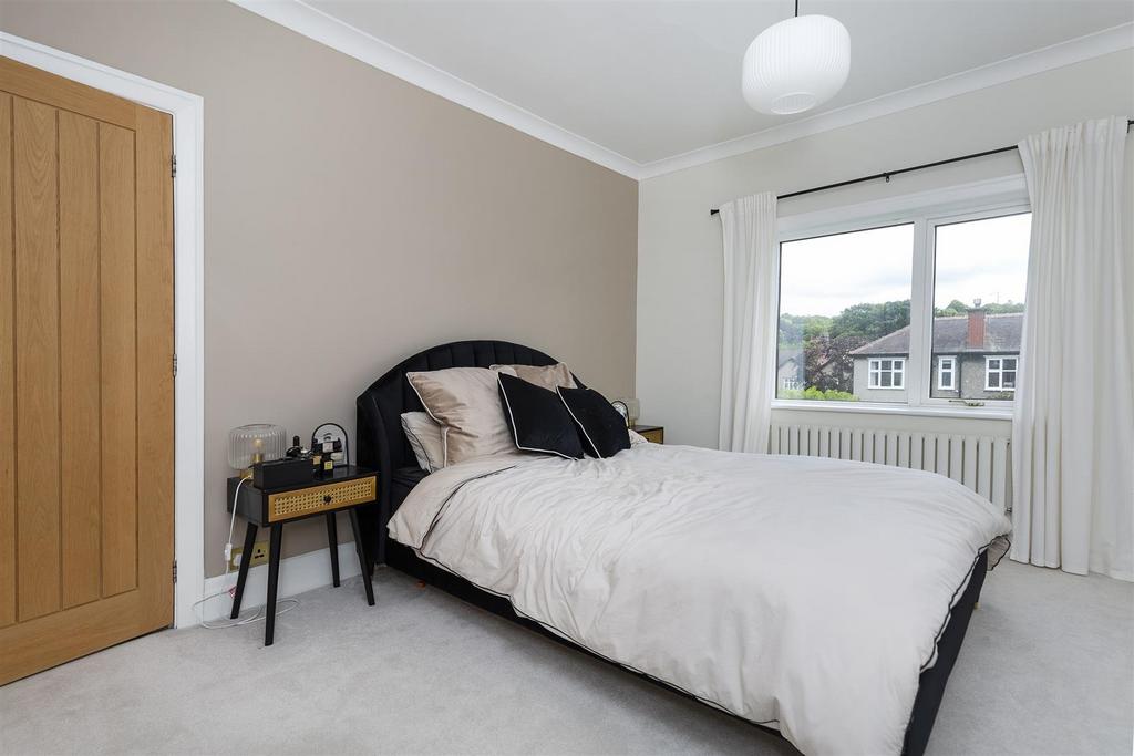 Bramleys Estate Agents - Broadgate - Almondbury (4