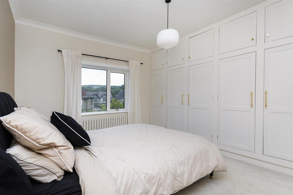 Bramleys Estate Agents - Broadgate - Almondbury (4