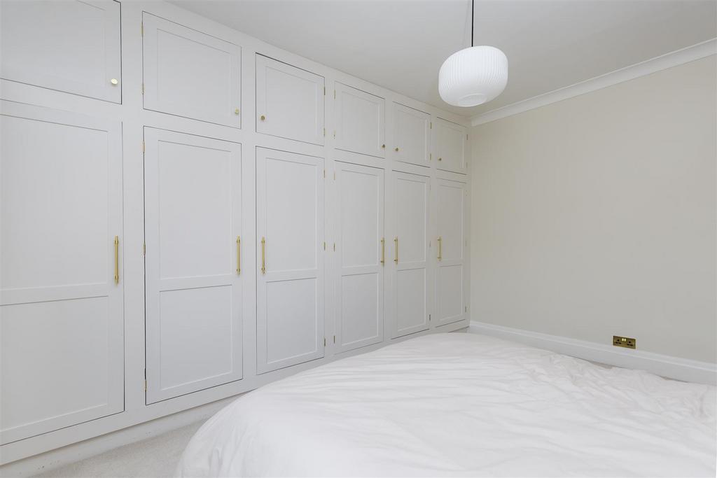 Bramleys Estate Agents - Broadgate - Almondbury (4