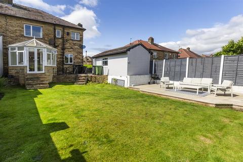 25 Broadgate, Huddersfield, HD5 8HR