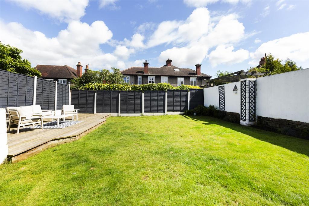 Bramleys Estate Agents - Broadgate - Almondbury (5