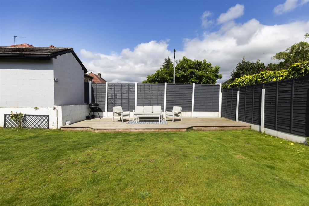 Bramleys Estate Agents - Broadgate - Almondbury (5