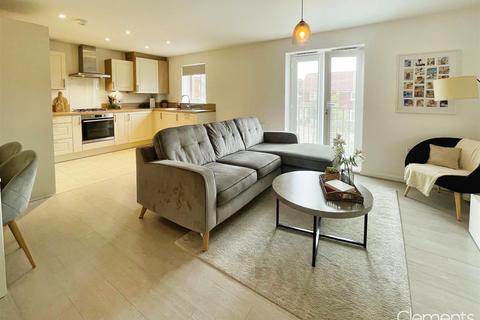 7 Linnet Road, Hemel Hempstead, HP3 0FP