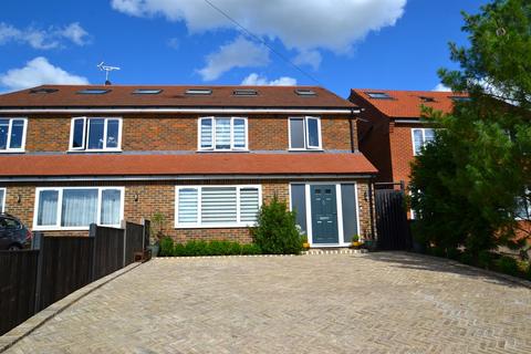 5 bedroom semi-detached house for sale, Stanborough Avenue, Borehamwood