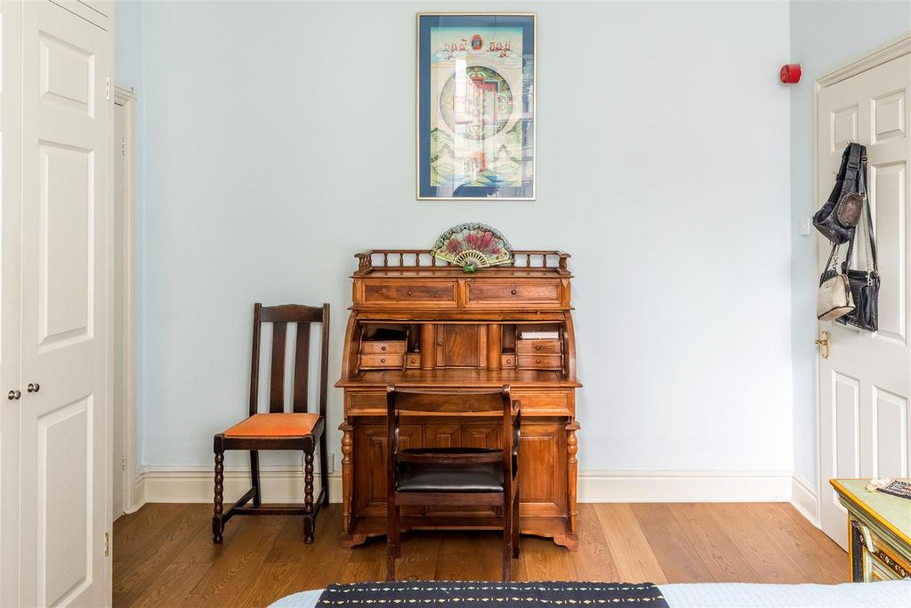 Flat 2, 6 Cambridge Road -11.jpg