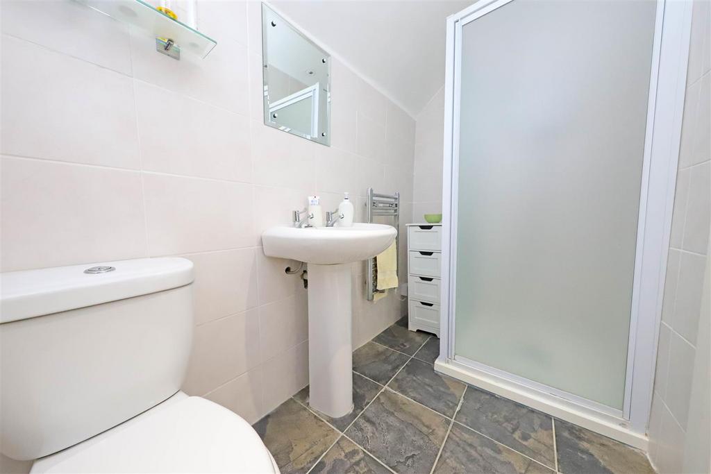 Nicholas james grasmere en suite .jpg