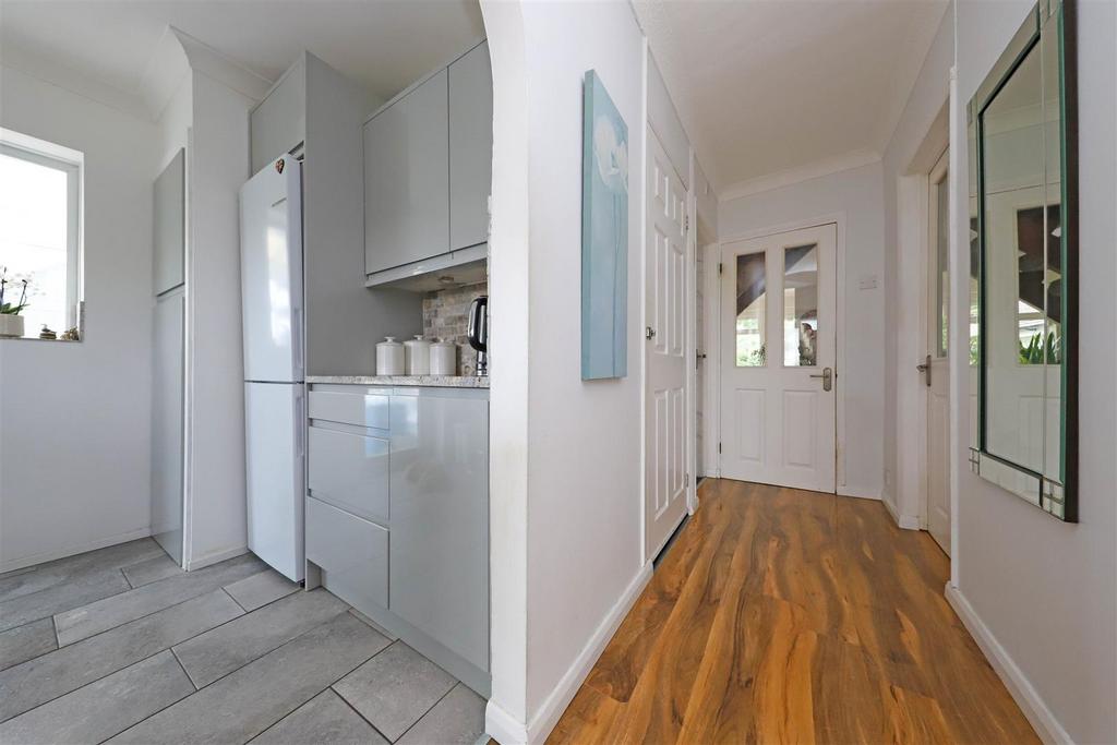 Nicholas james grasme hallway.jpg