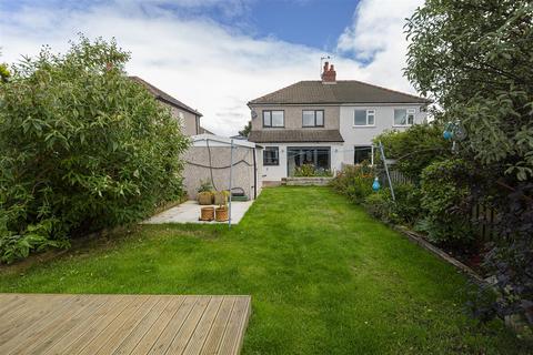 3 bedroom semi-detached house for sale, Goldington Avenue, Huddersfield HD3