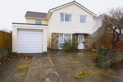 5 bedroom detached house to rent, Greenacre Drive, Pencoed, Bridgend County Borough, CF35 6JB, CF