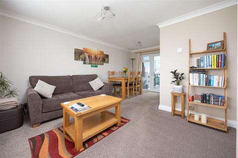 22 Brook Road, Trowbridge, BA14 9DN