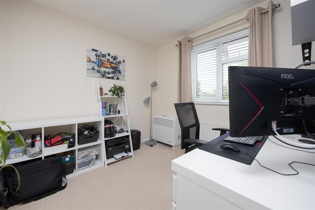 22 Brook Road Trowbridge BA14 9 DN (16).jpg