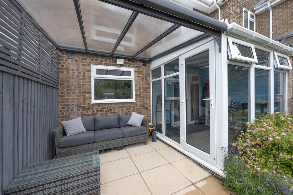 22 Brook Road Trowbridge BA14 9 DN (23).jpg