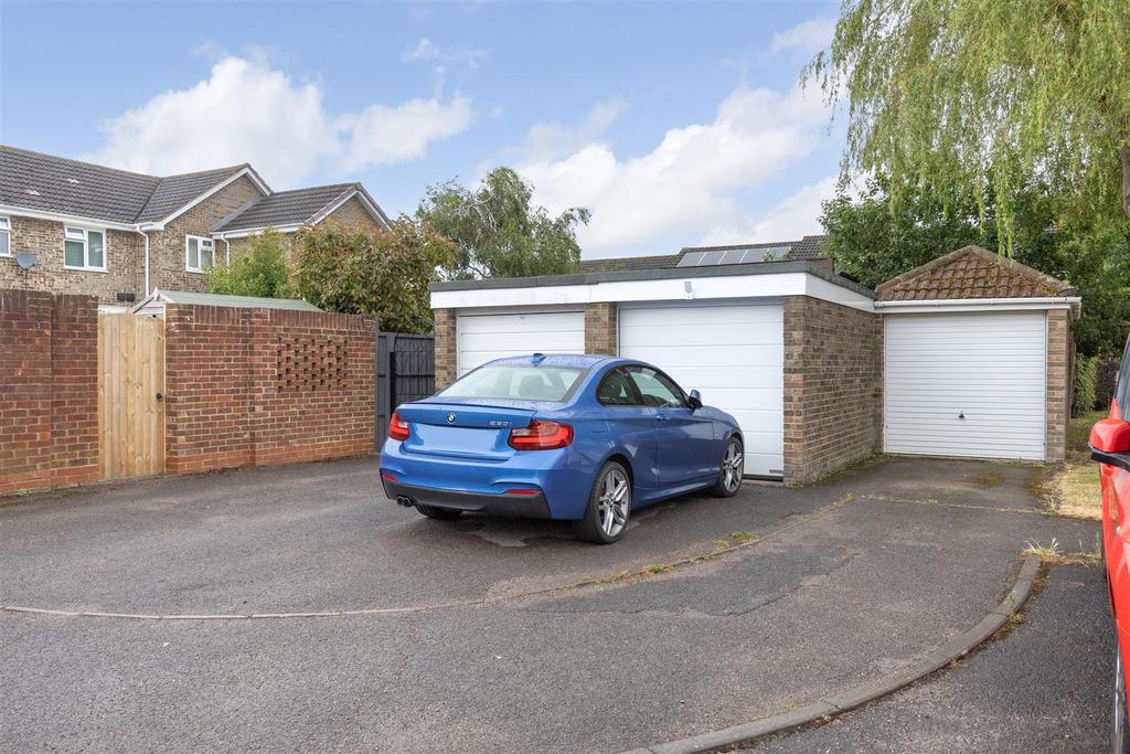 22 Brook Road Trowbridge BA14 9 DN (24).jpg