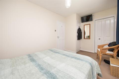 22 Brook Road, Trowbridge, BA14 9DN