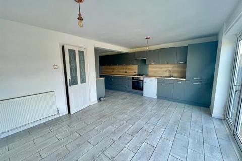 4 bedroom semi-detached house for sale, Fullwood Avenue, Newhaven