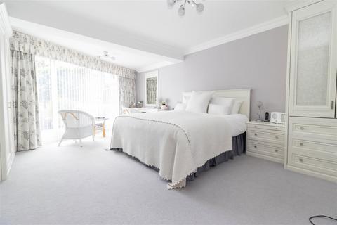 3 bedroom detached house for sale, Millview Drive, Tynemouth, North Shields